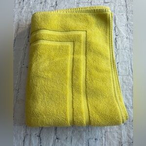 KENNETH COLE REACTION HOME SUNNY YELLOW BATHROOM FLOOR MATS (2) 100% COTTON